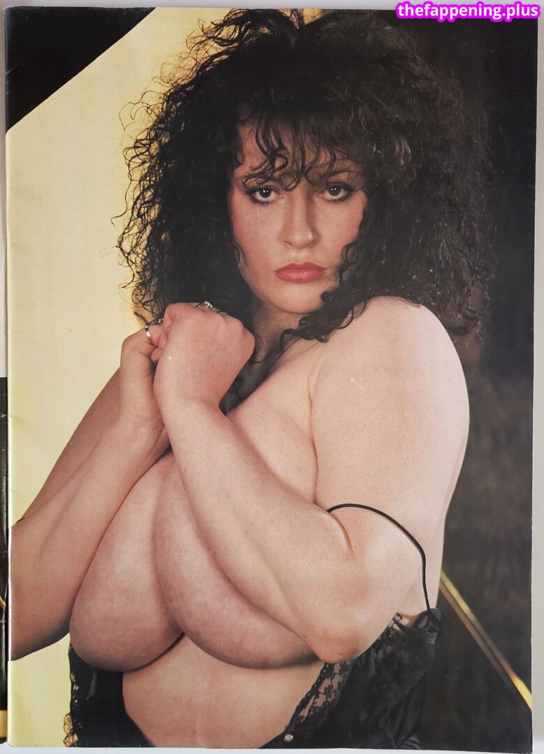 S early  s page  girls/ leaked private photo uncensored HD quality