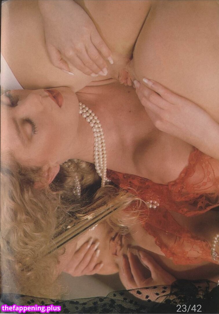 S early  s page  girls/ leaked private photo uncensored HD quality