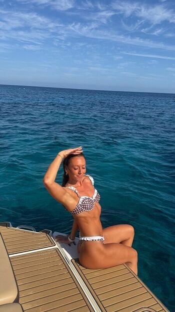 Abbi summers leaked private photo uncensored HD quality