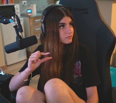 Abbyimu page leaked private photo uncensored HD quality