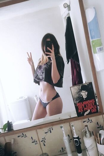 Abbyimu page leaked private photo uncensored HD quality