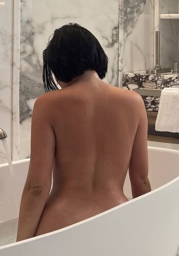 Agathe auproux  page leaked private photo uncensored HD quality