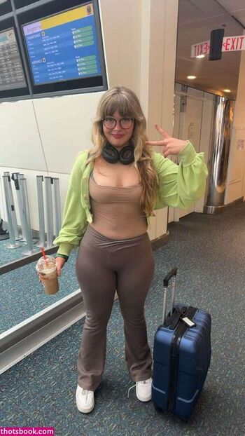 Aiiygatorz page leaked private photo uncensored HD quality