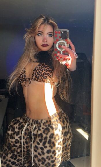 Aiiygatorz leaked private photo uncensored HD quality