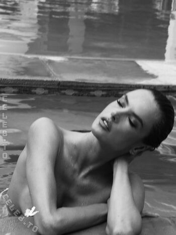 Alessandra ambrosio  page leaked private photo uncensored HD quality