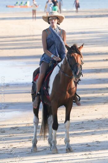 Alessandra ambrosio  page leaked private photo uncensored HD quality