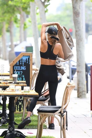 Alessandra ambrosio  page leaked private photo uncensored HD quality