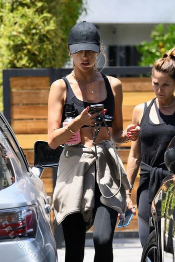 Alessandra ambrosio  page leaked private photo uncensored HD quality