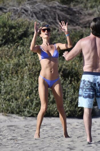 Alessandra ambrosio  page leaked private photo uncensored HD quality