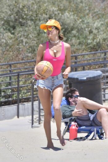 Alessandra ambrosio  page leaked private photo uncensored HD quality