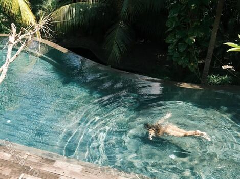 Alessandra ambrosio  page leaked private photo uncensored HD quality