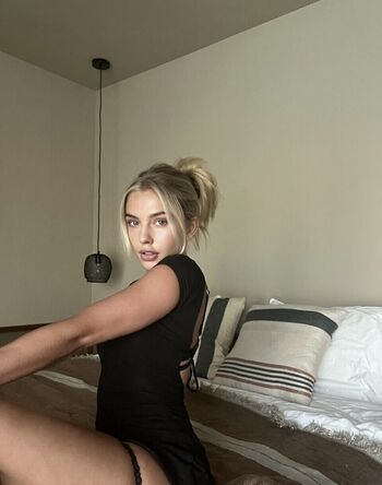 Alexa breit leaked private photo uncensored HD quality