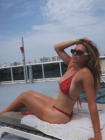 Amanda anisimova page leaked private photo uncensored HD quality
