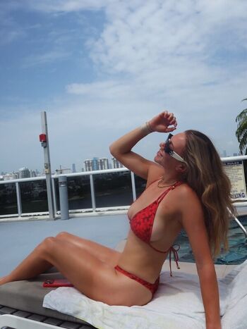 Amanda anisimova page leaked private photo uncensored HD quality