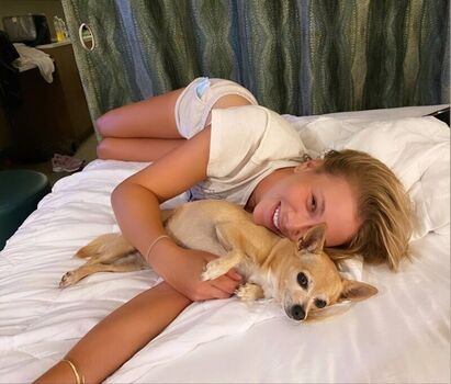 Amanda anisimova page leaked private photo uncensored HD quality