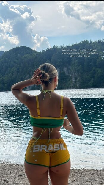 Amanda c emilia  page leaked private photo uncensored HD quality