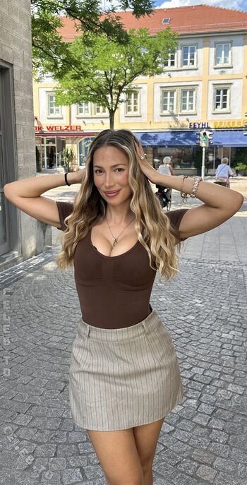 Amanda c emilia leaked private photo uncensored HD quality