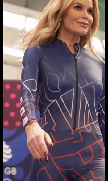 Amanda holden  page leaked private photo uncensored HD quality