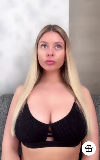 Amateur streamers page leaked private photo uncensored HD quality