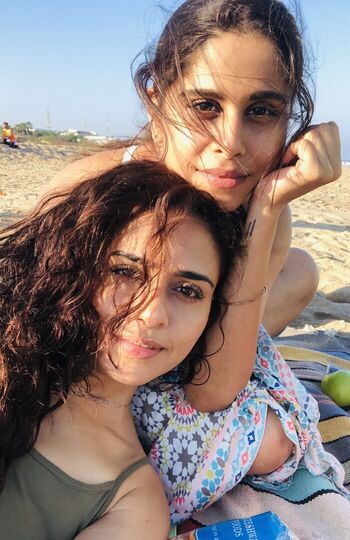 Amruta khanvilkar leaked private photo uncensored HD quality