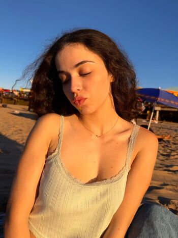 Anacarina leaked private photo uncensored HD quality