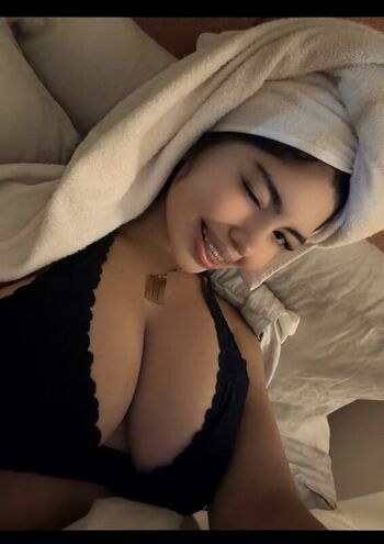 Anawanaxd leaked private photo uncensored HD quality
