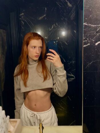 Androgynoux boy leaked private photo uncensored HD quality