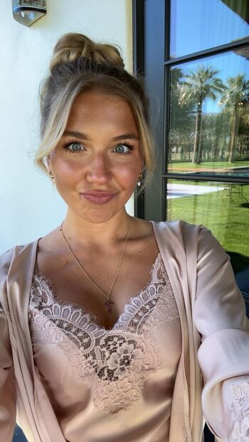 Aniela leon page leaked private photo uncensored HD quality