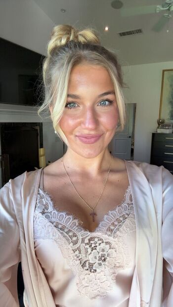 Aniela leon page leaked private photo uncensored HD quality