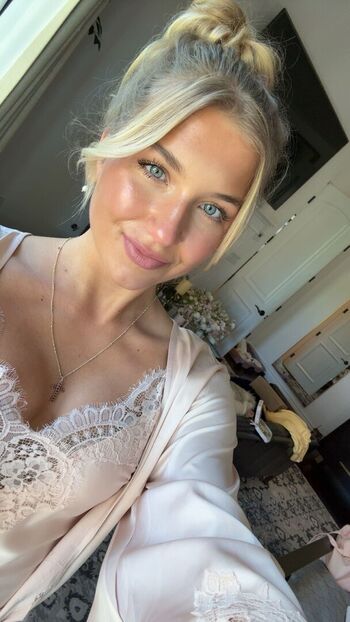 Aniela leon page leaked private photo uncensored HD quality