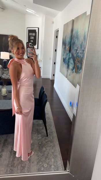 Aniela leon page leaked private photo uncensored HD quality