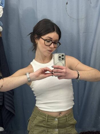 Anitaolvaz leaked private photo uncensored HD quality