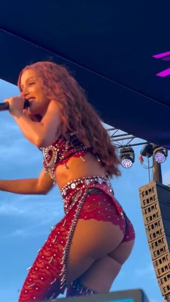 Anitta  page leaked private photo uncensored HD quality
