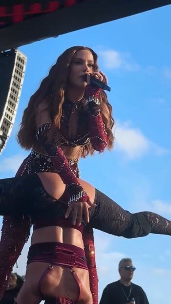 Anitta  page leaked private photo uncensored HD quality