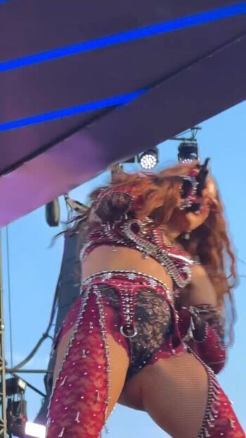 Anitta  page leaked private photo uncensored HD quality