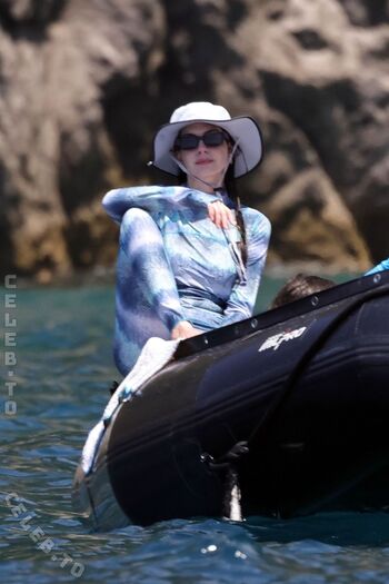 Anne hathaway page leaked private photo uncensored HD quality