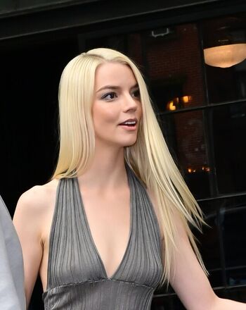 Anya taylor joy  page leaked private photo uncensored HD quality