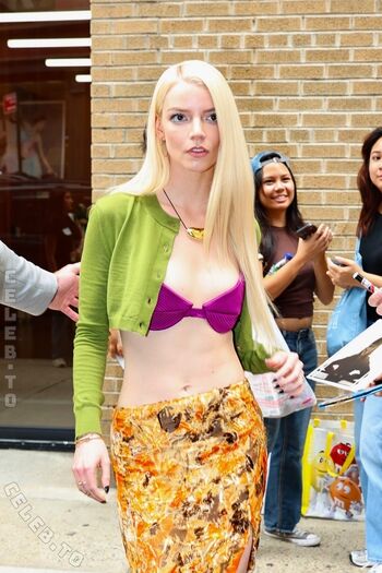 Anya taylor joy  page leaked private photo uncensored HD quality