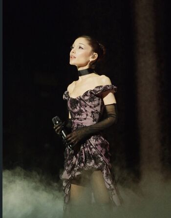 Ariana grande  page leaked private photo uncensored HD quality