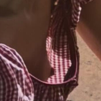 Ariana grande  page leaked private photo uncensored HD quality