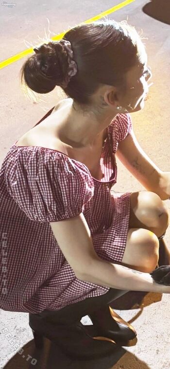 Ariana grande  page leaked private photo uncensored HD quality