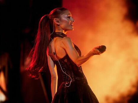 Ariana grande  page leaked private photo uncensored HD quality