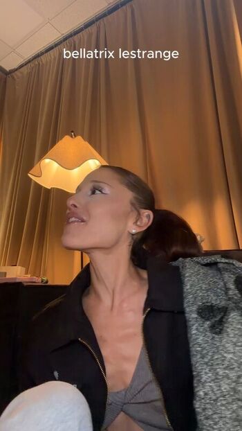 Ariana grande  page leaked private photo uncensored HD quality