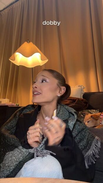 Ariana grande  page leaked private photo uncensored HD quality