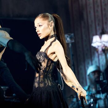 Ariana grande  page leaked private photo uncensored HD quality
