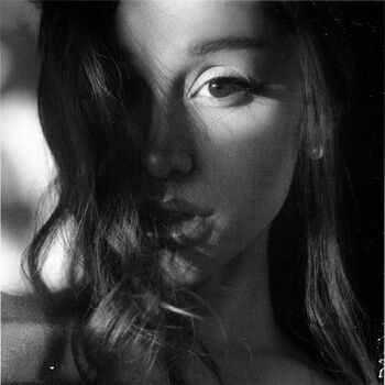 Ariana grande  page leaked private photo uncensored HD quality