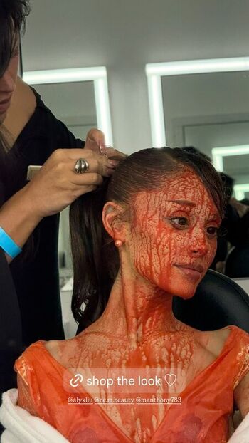 Ariana grande  page leaked private photo uncensored HD quality