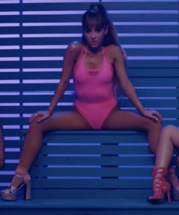 Ariana grande  page leaked private photo uncensored HD quality