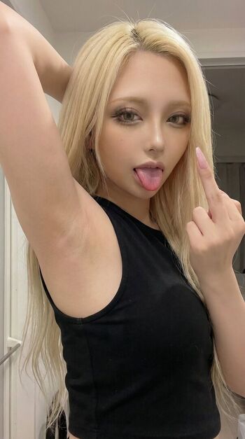 Armpit fetish  page leaked private photo uncensored HD quality