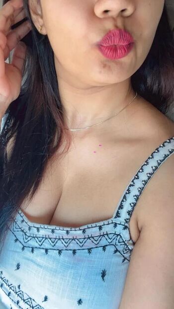 Armpit fetish  page leaked private photo uncensored HD quality